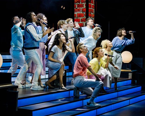 Просьбы тысяч поклонников услышаны: культовый спектакль вернётся в апреле